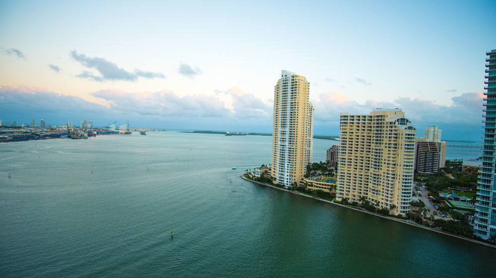 Bayfront Suites By Yourent Miami Bagian luar foto